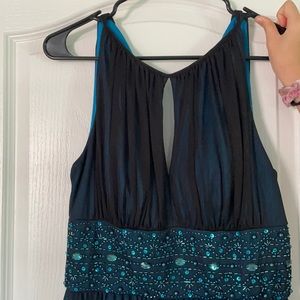 Beautiful dress in excellent condition.